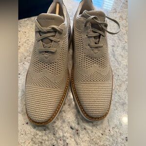 Cole Haan Women’s ØriginalGrand
Stitchlite™ Platform
Wingtip Oxfords
